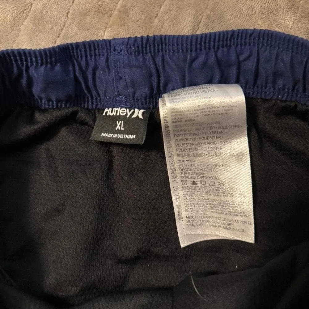 Hurley Boys Navy Blue Board Shorts Pink Gradient Logo Swim Trunks XL